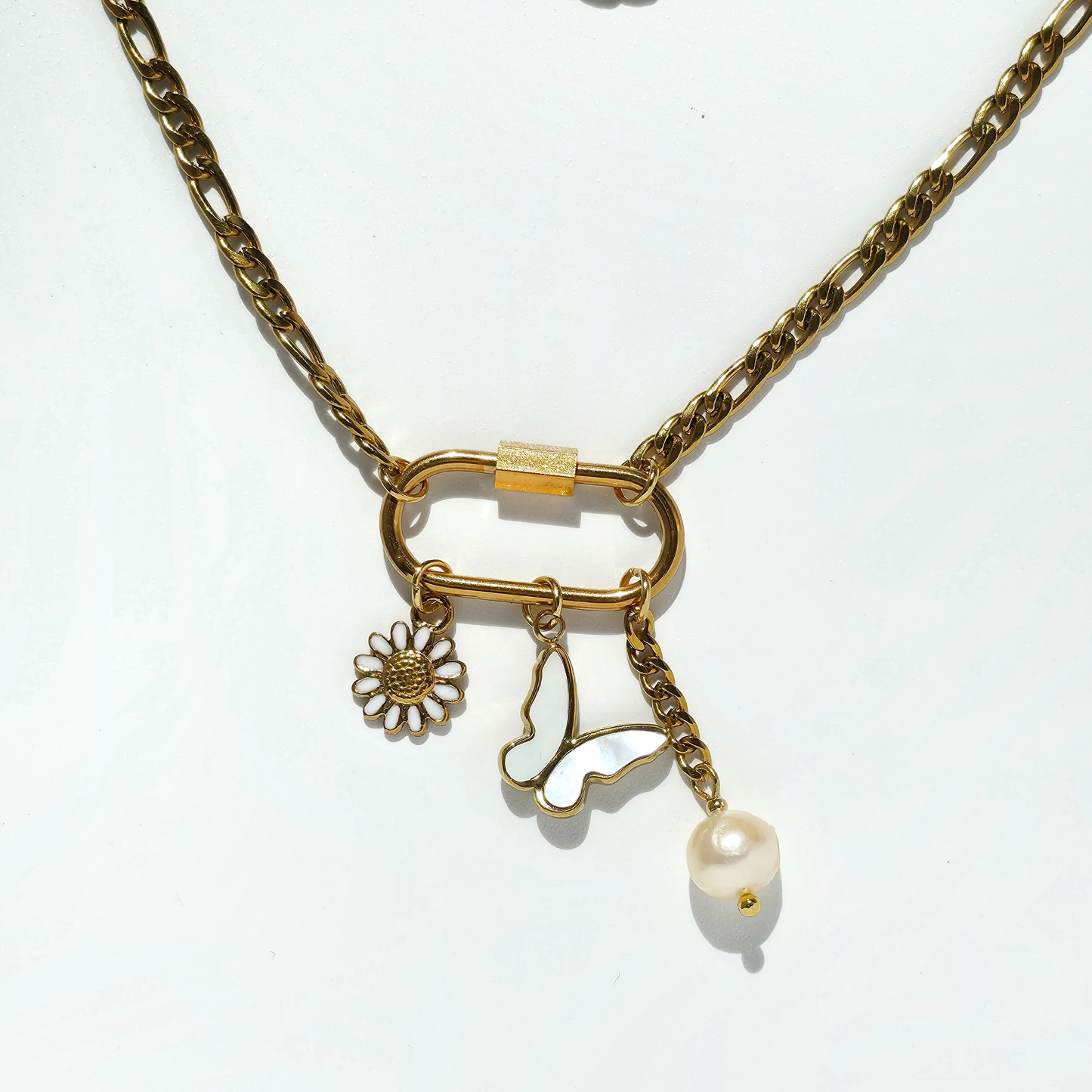 FLOATING PEARL 𖦹 Charm