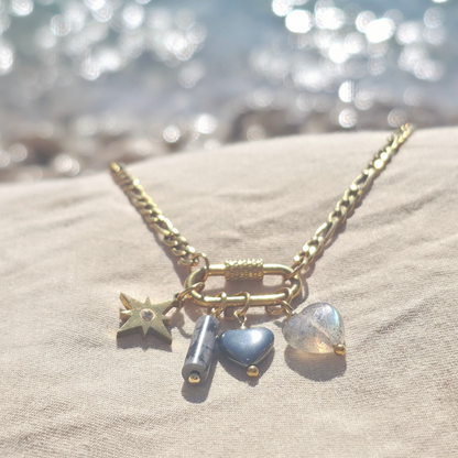 IRON HEART 𖦹 Hämatit Charm