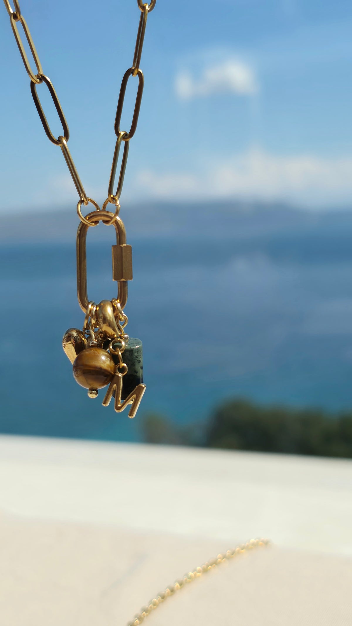 FEARLESS 𖦹 Tigerauge Charm