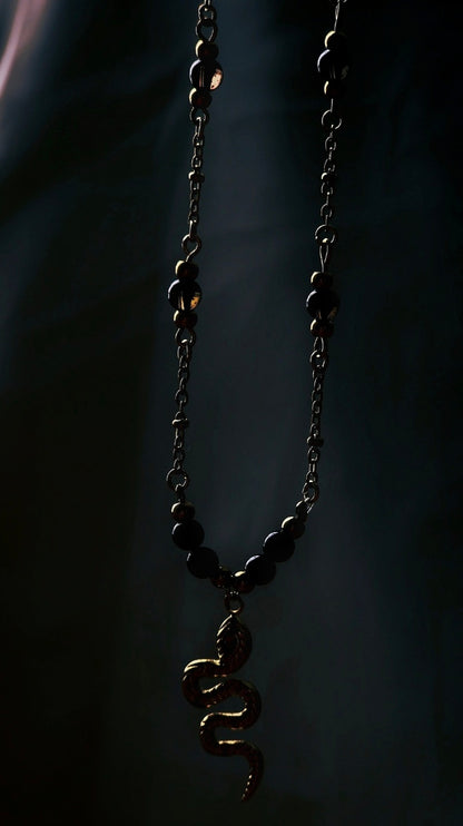 PROTECT · Edelsteinkette