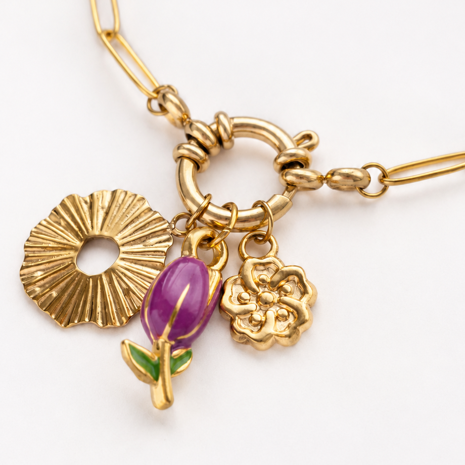 BLOOMIE 𖦹 Charm
