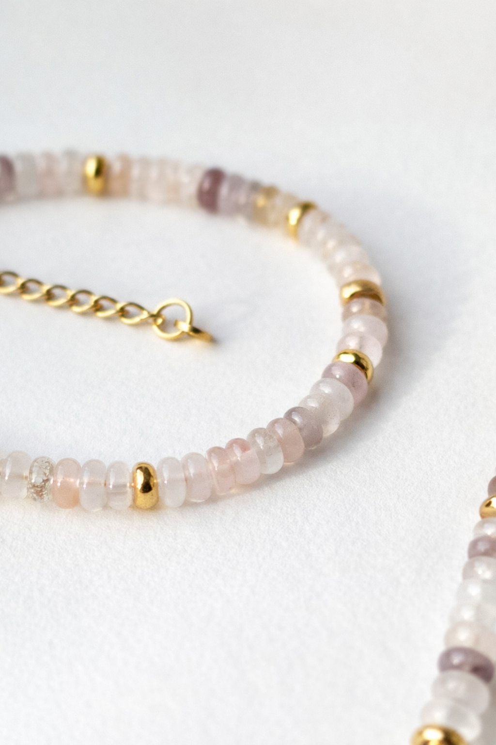 SOFT GLOW  · Multicolor Quarz Armband