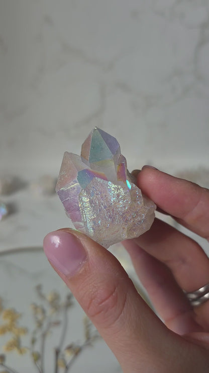 Angel Aura Bergkristall Cluster - Schillernder Regenbogen-Glanz aus Deutschland