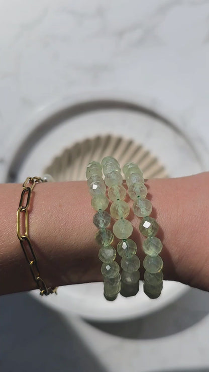Prehnit facettiertes Kugelarmband in zartgrün