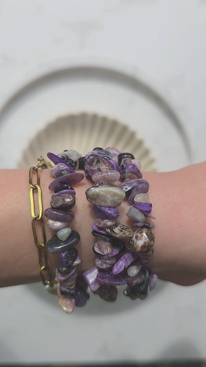 Charoit Splitterarmband – Transformation &amp; Tiefe | Natürliche Splitter
