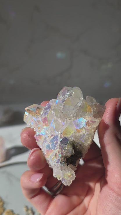 Angel Aura Bergkristall Cluster - Schillernder Regenbogen-Glanz aus Deutschland