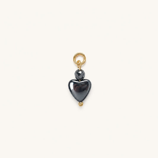 IRON HEART 𖦹 Hämatit Charm